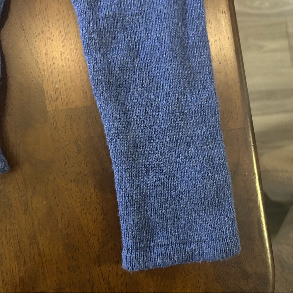 brandy melville blue cropped Francesca sweater in a wool blend - Picture 8 of 16